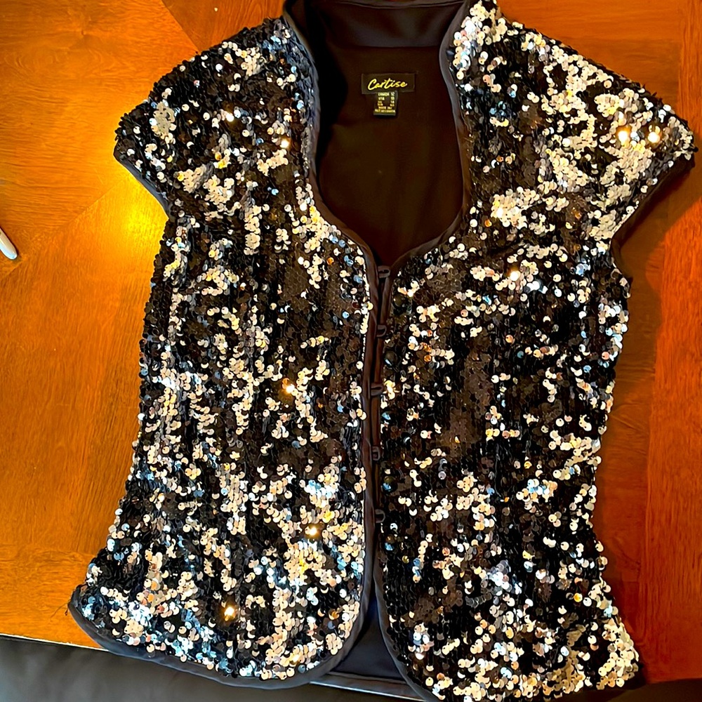 Women's Short Sleeve Sequin Top CARTISE Cocktail Party sz 10